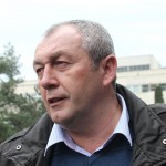main dreapta Mircea Crisovan     _10