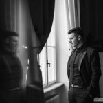 foto mic deschidere alb negru