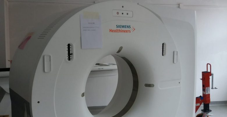 Computerul - tomograf de ultimă generaţie a ajuns ieri în clădirea Spitalului din Hunedoara