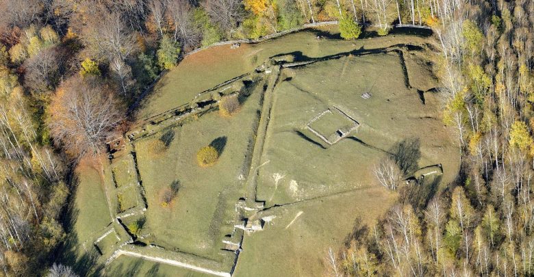Cetatea dacică de la Blidaru aşteaptă vremuri mai bune, alături de cele de la Costeşti, Piatra Roşie, Băniţa şi Căpâlna